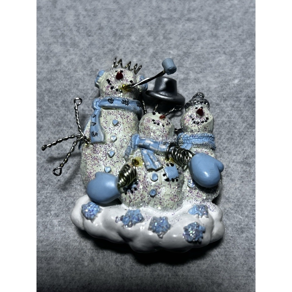 SNOWMAN Family Brooch Blue Hat & Scarf & Blue Buttons Glitter Accents 2" Vintage